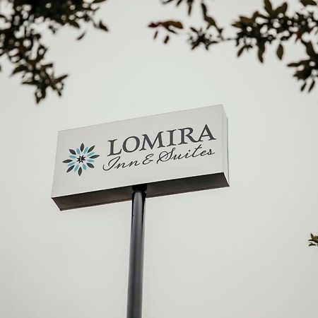 Lomira Inn And Suites Exterior foto