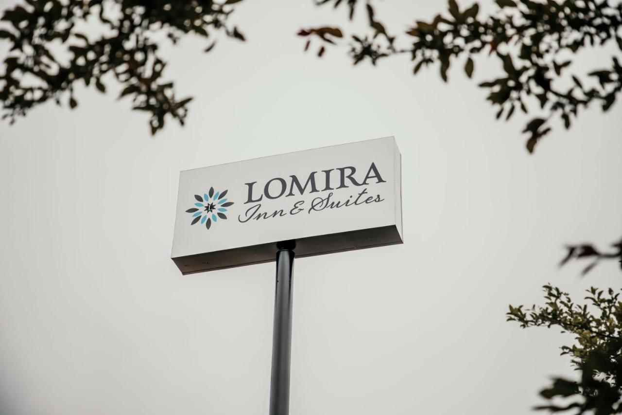 Lomira Inn And Suites Exterior foto
